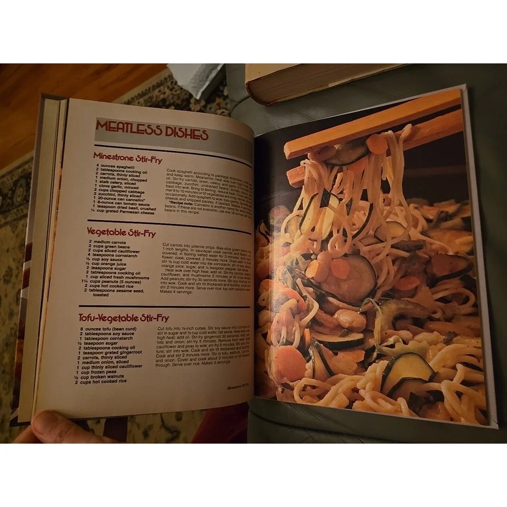 Lot Of 4 Vtg‎ Recipe CookBooks  Recipe  Books 1967